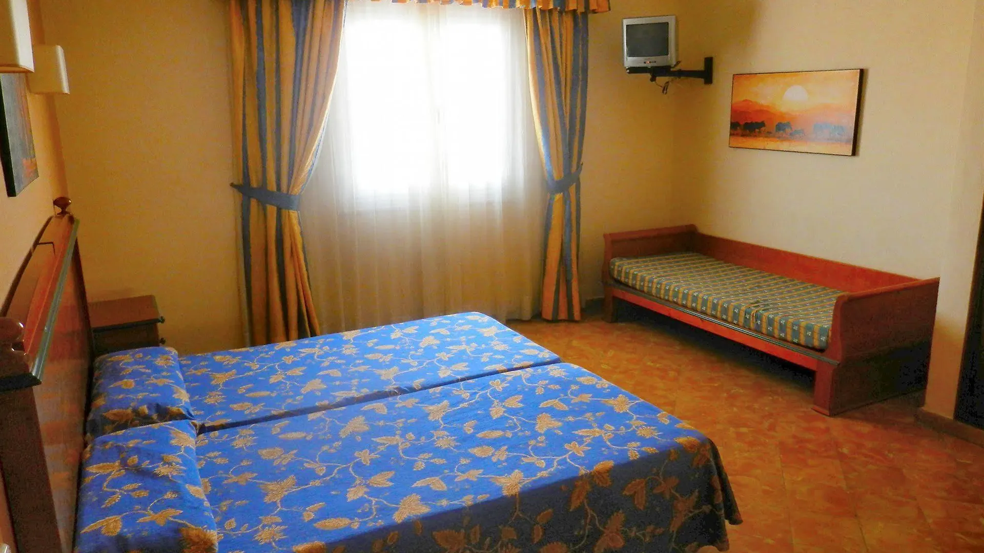 **  Hotel Playa Sol El Arenal  Hiszpania