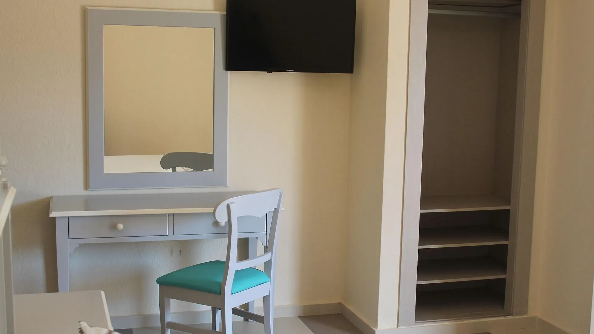 **  Hotel Playa Sol El Arenal  Spanyolország
